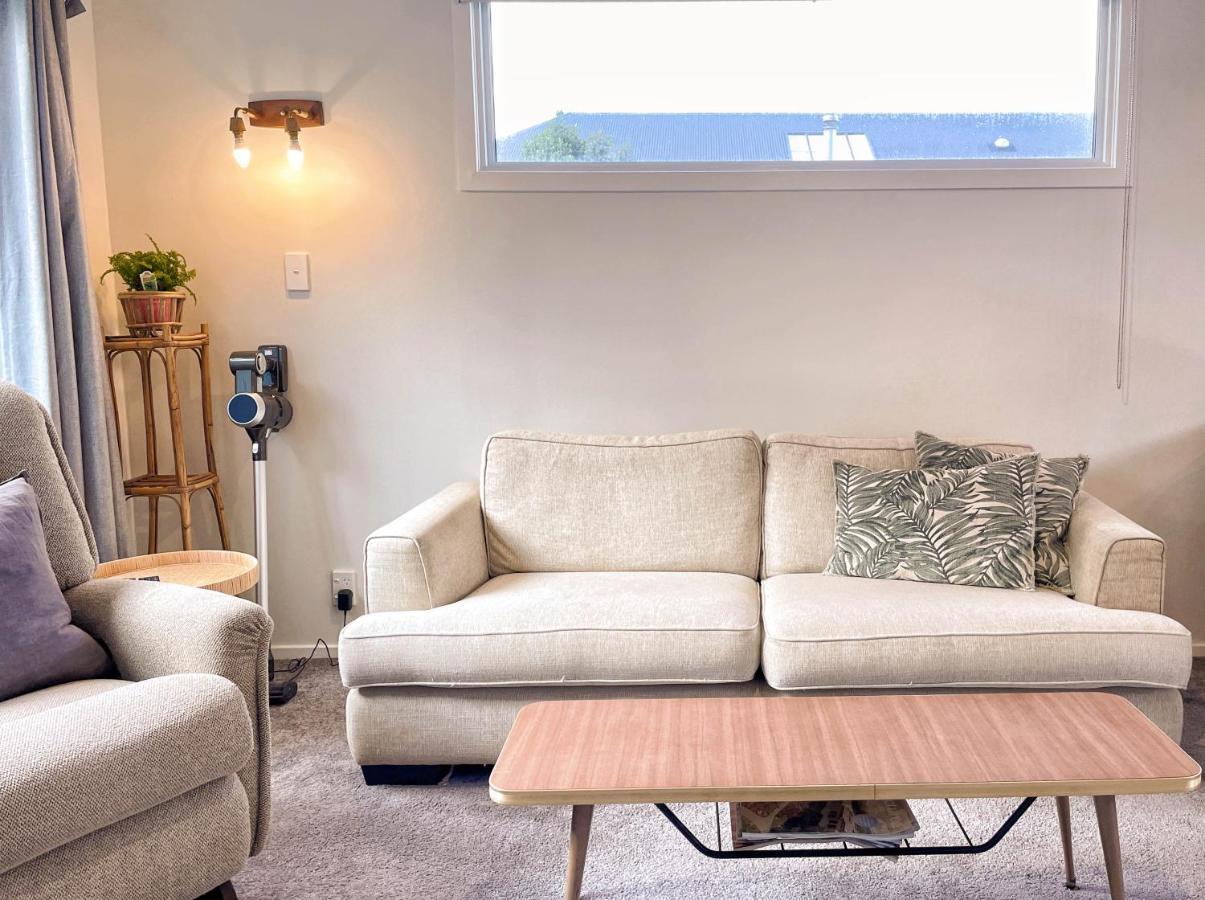 Вилла Cozy N Comfortable,5 Mins To Airport Веллингтон Экстерьер фото