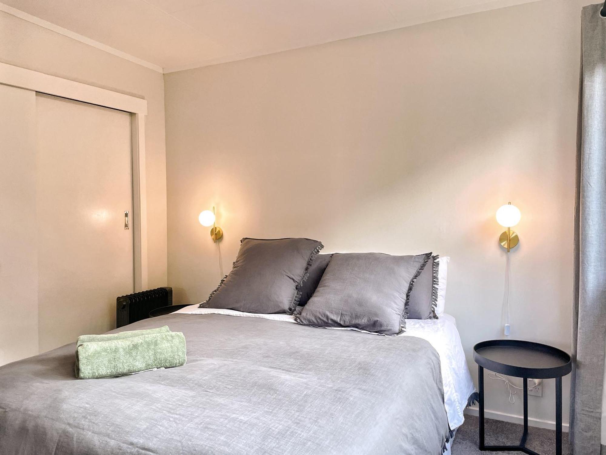 Вилла Cozy N Comfortable,5 Mins To Airport Веллингтон Экстерьер фото